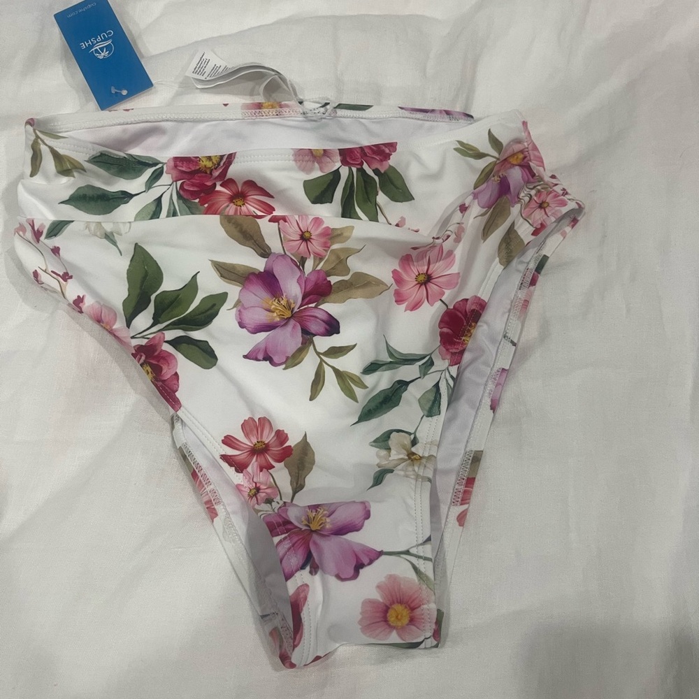 Cupshe Floral Bikini Bottom with Pink and Green Accents
